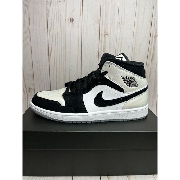 Nike Air Jordan 1 Mid SE Diamond Mens Size 12 White Black DH6933 100 Rare - Picture 2 of 11